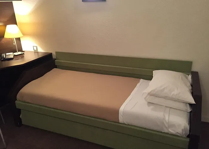 At Home Appart Hotel